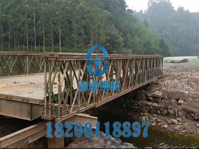 仁沐新高速200型21米雙車道，履帶120噸，輪式80噸